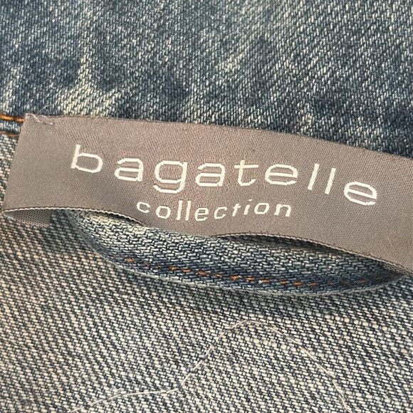 Bagatelle Collection Embroidered Floral Butterfly Bee Trucker Denim Jack… - Picture 9 of 15